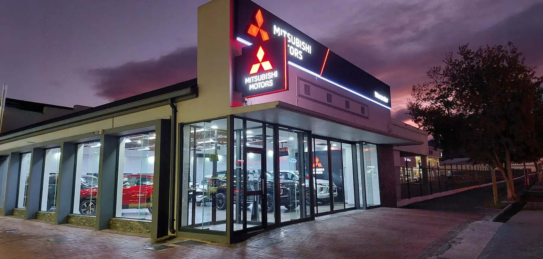 Motus Dealership Hyundai Kia Mitsubishi Worcester 2
