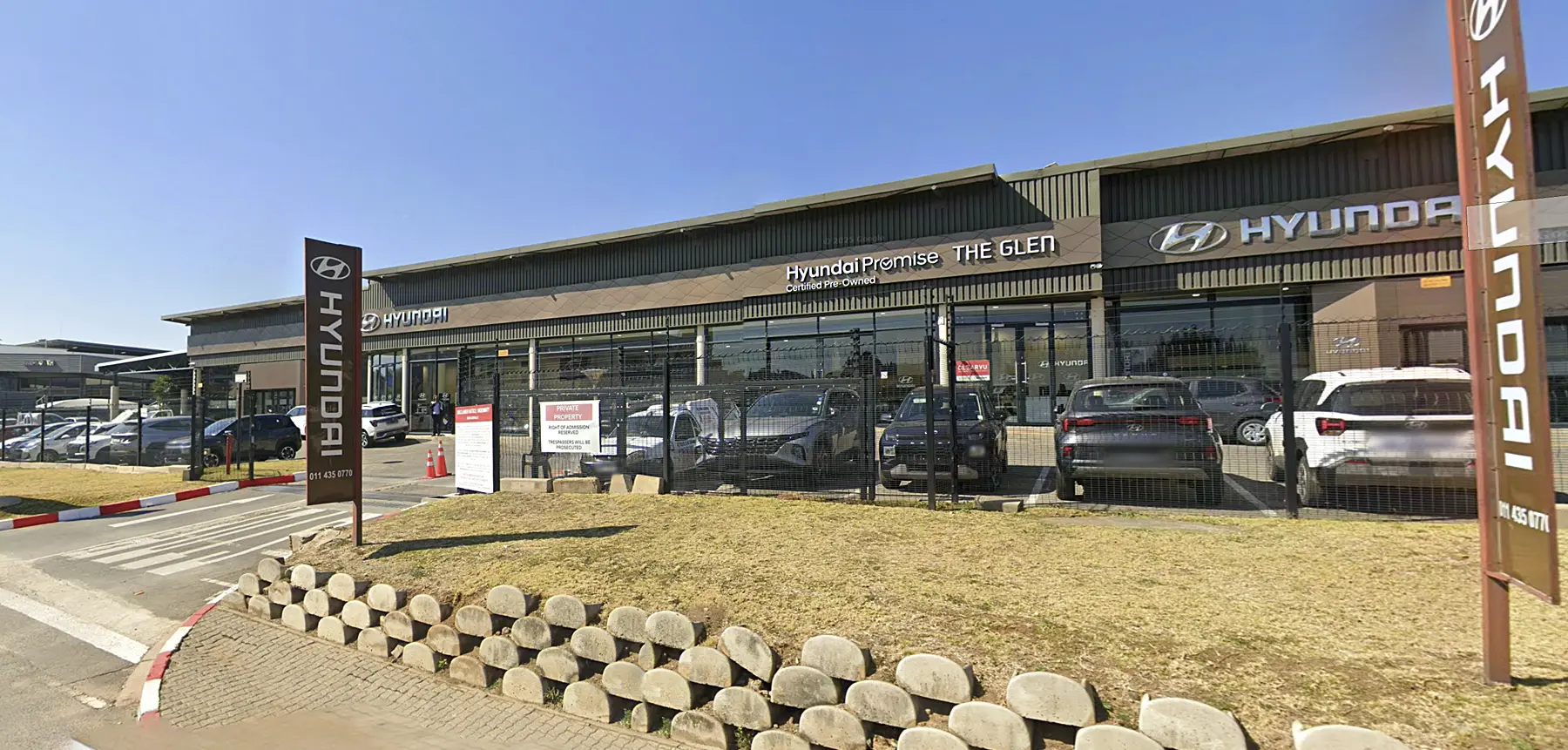 Motus Dealership Hyundai The Glen 1